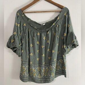Maurice’s - Green Floral Off Shoulder Blouse